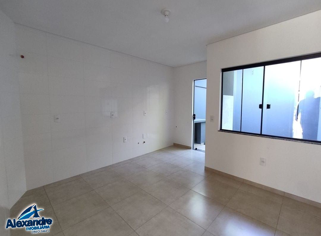 Casa à venda com 2 quartos, 82m² - Foto 6