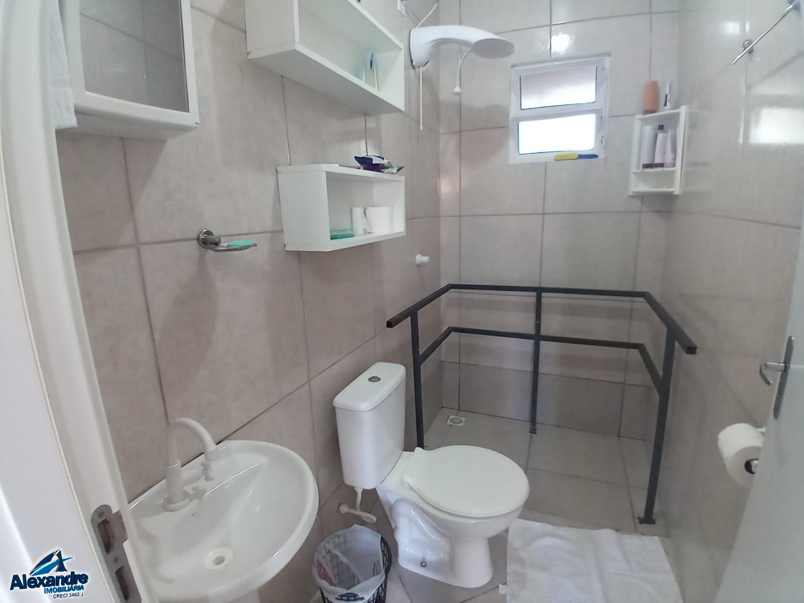 Casa à venda com 2 quartos, 82m² - Foto 7