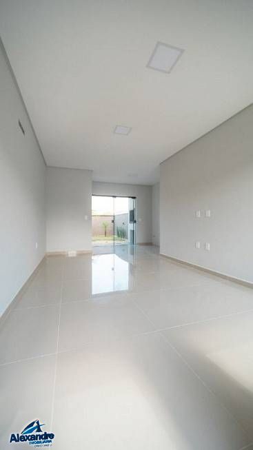 Casa à venda com 2 quartos, 93m² - Foto 4