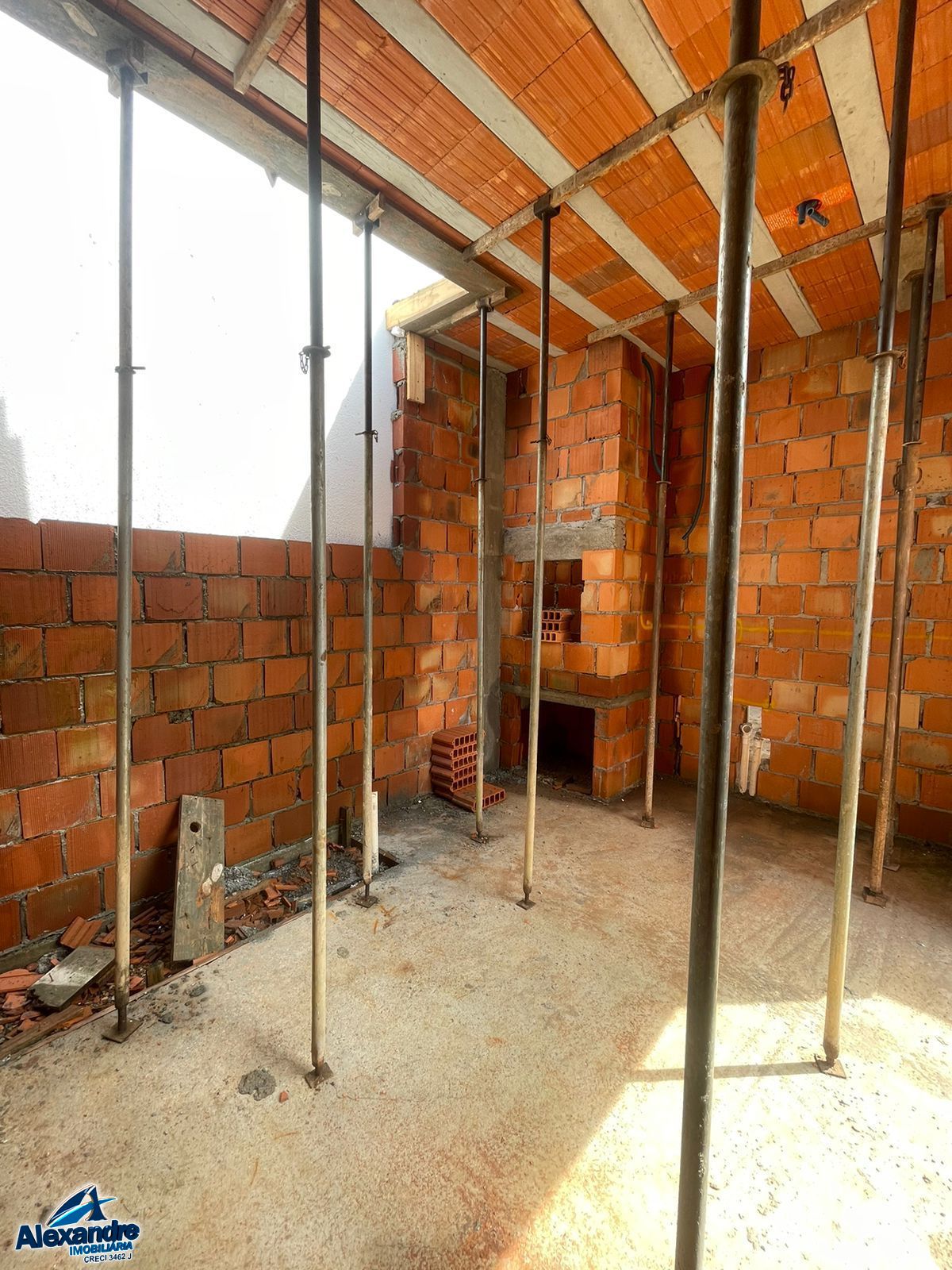 Casa à venda com 3 quartos, 94m² - Foto 6