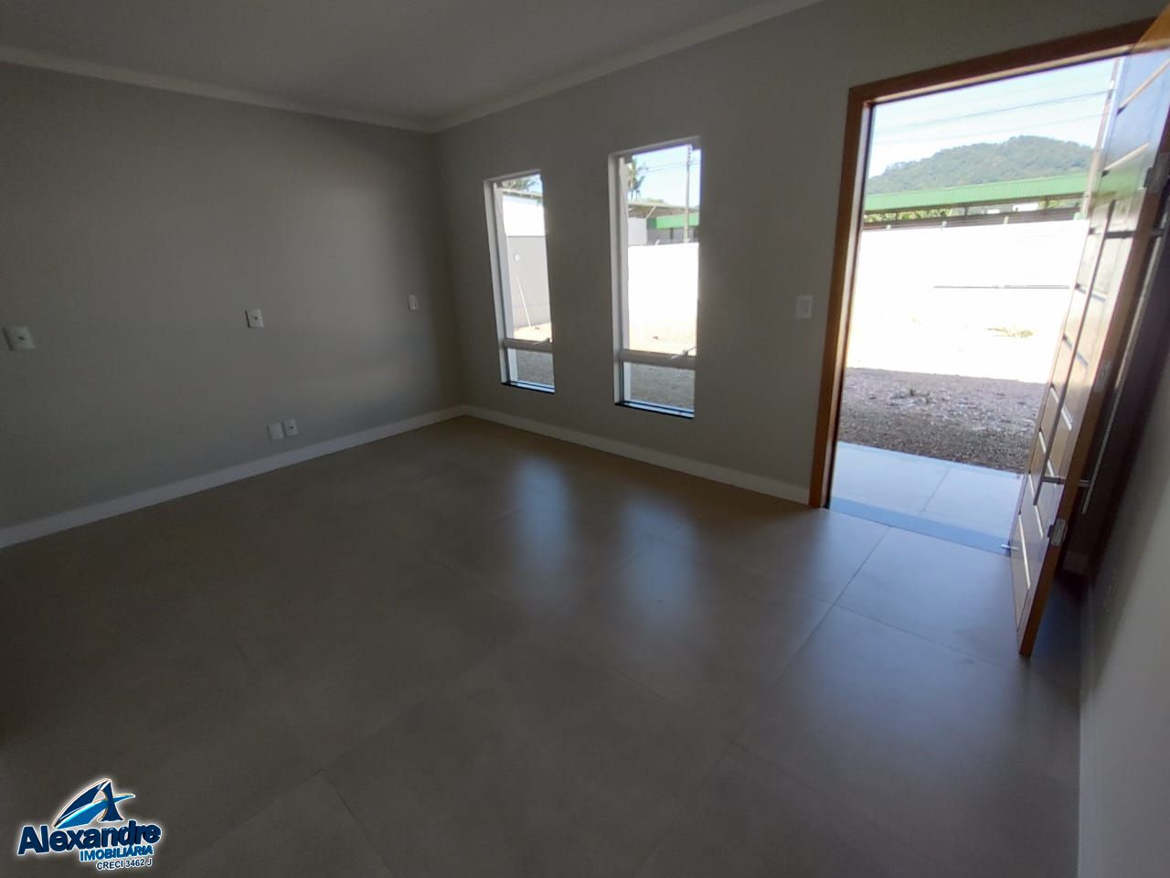 Casa à venda com 3 quartos, 154m² - Foto 4