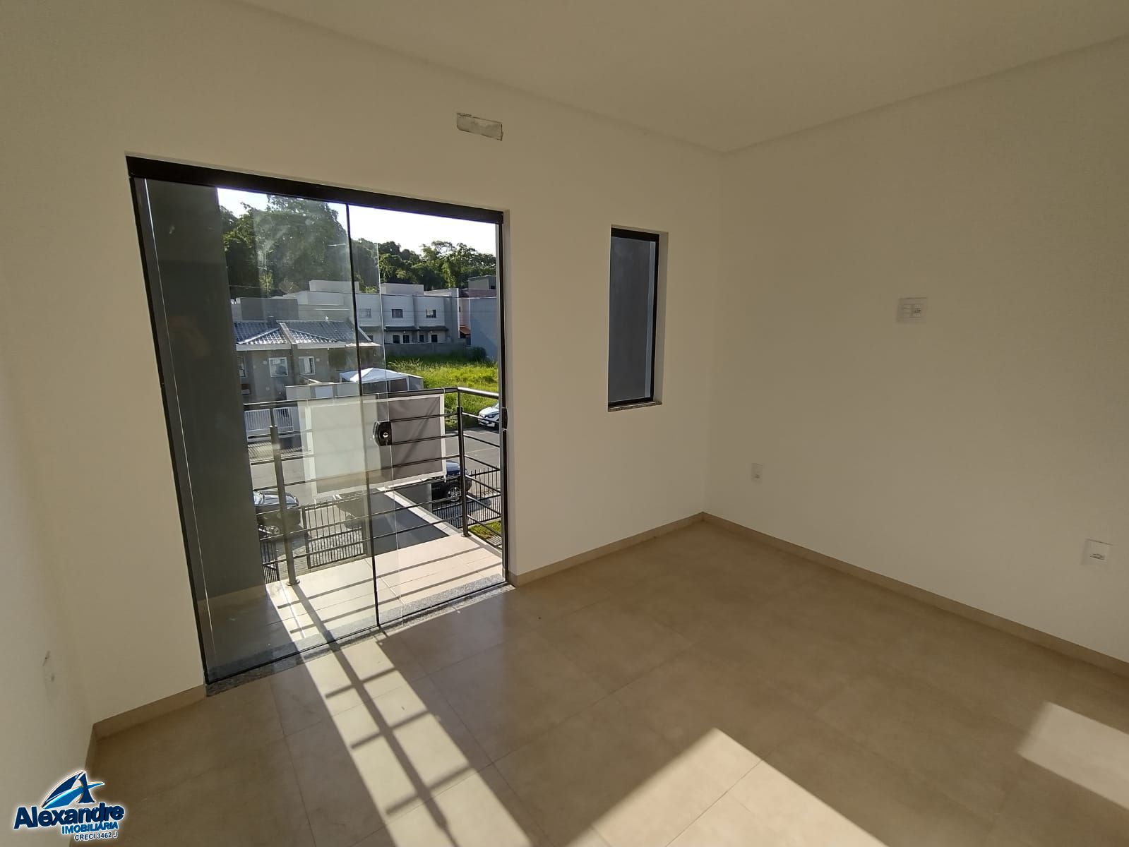 Casa à venda com 2 quartos, 82m² - Foto 9