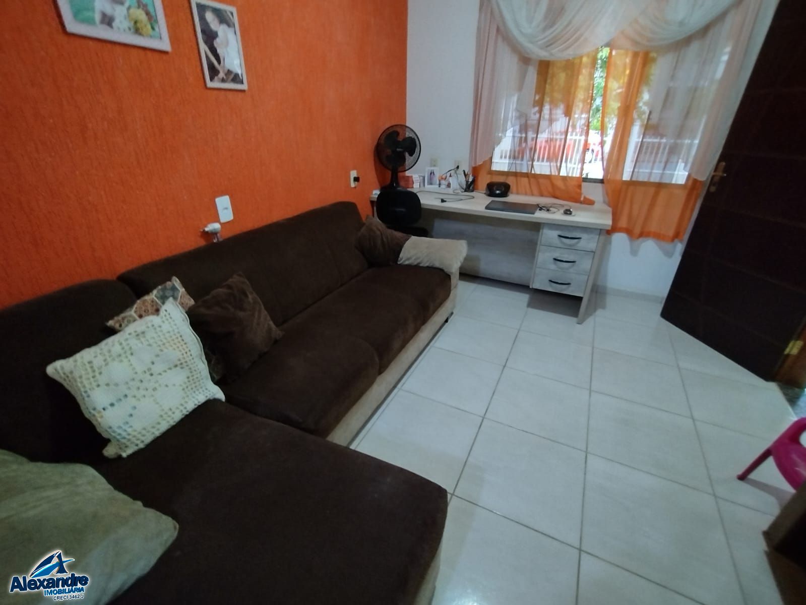 Casa à venda com 3 quartos, 98m² - Foto 6