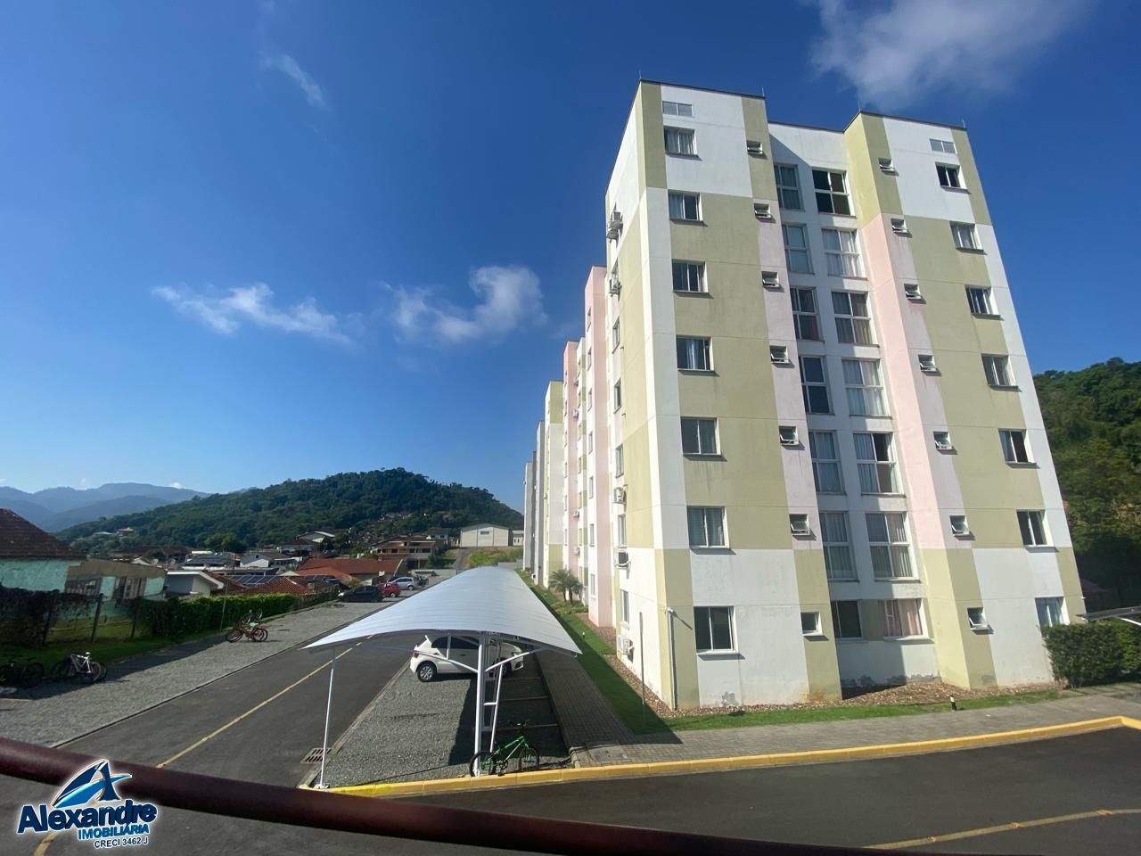 Apartamento à venda com 2 quartos, 58m² - Foto 1