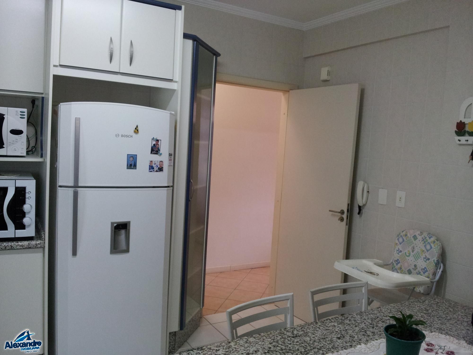 Apartamento à venda com 3 quartos, 120m² - Foto 19