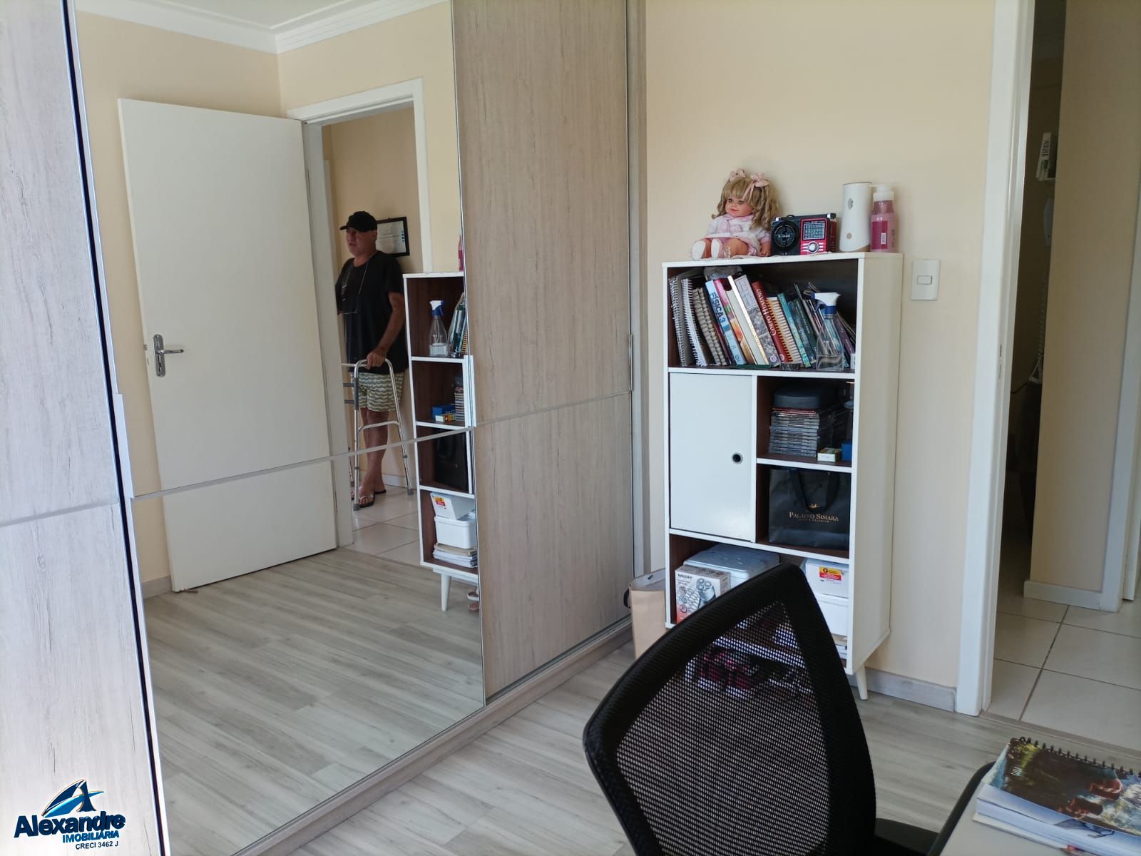 Apartamento à venda com 3 quartos, 94m² - Foto 12