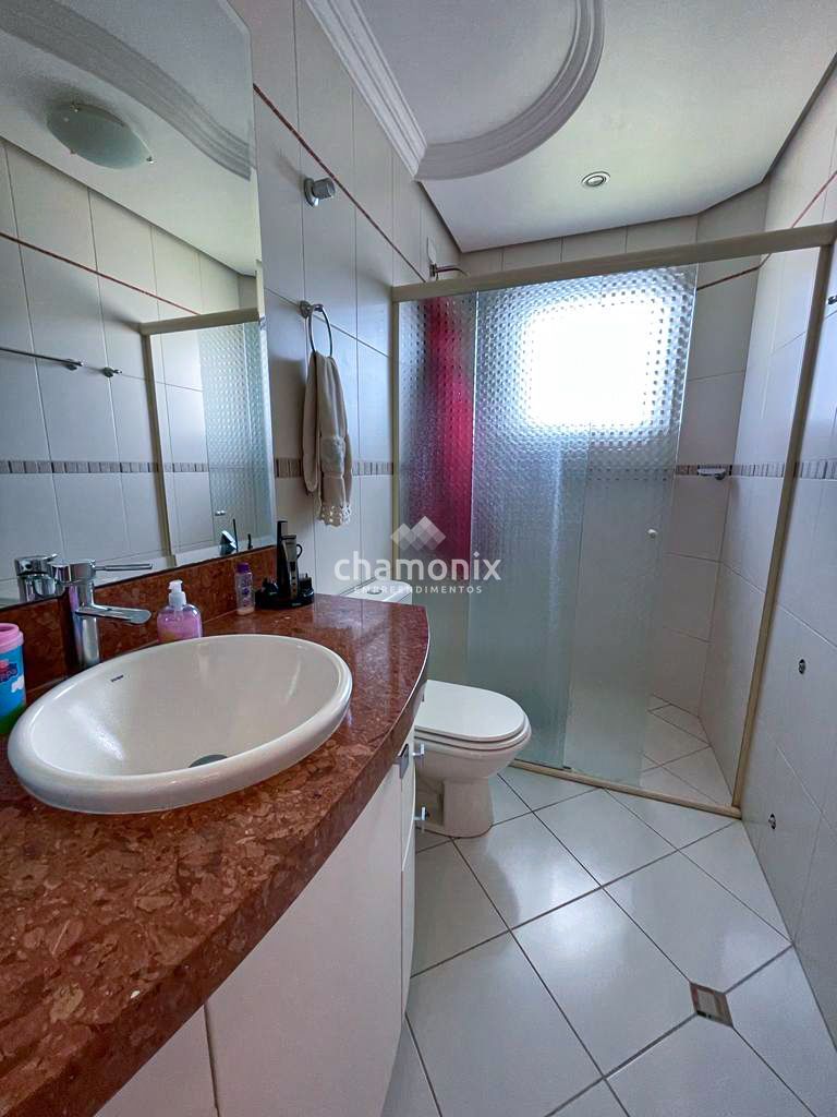 Apartamento à venda com 3 quartos, 156m² - Foto 19