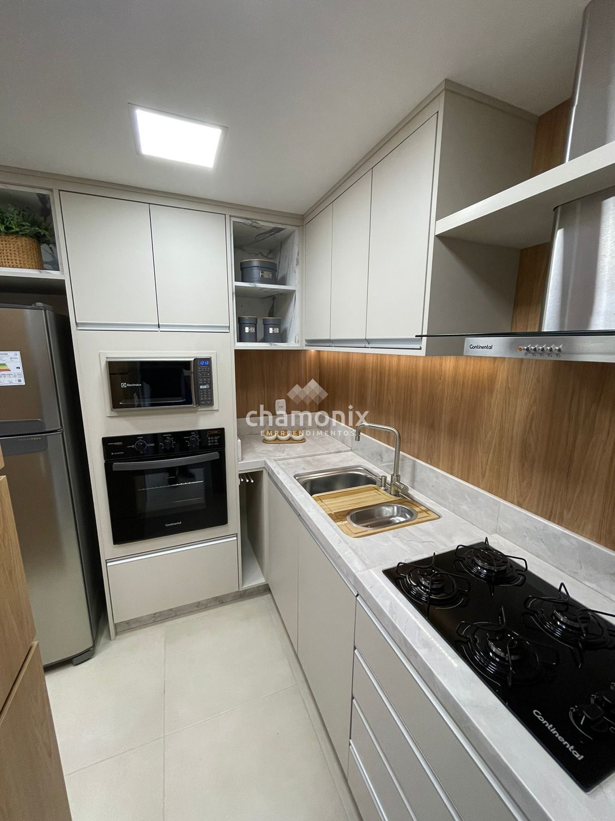 Apartamento à venda com 3 quartos, 124m² - Foto 11