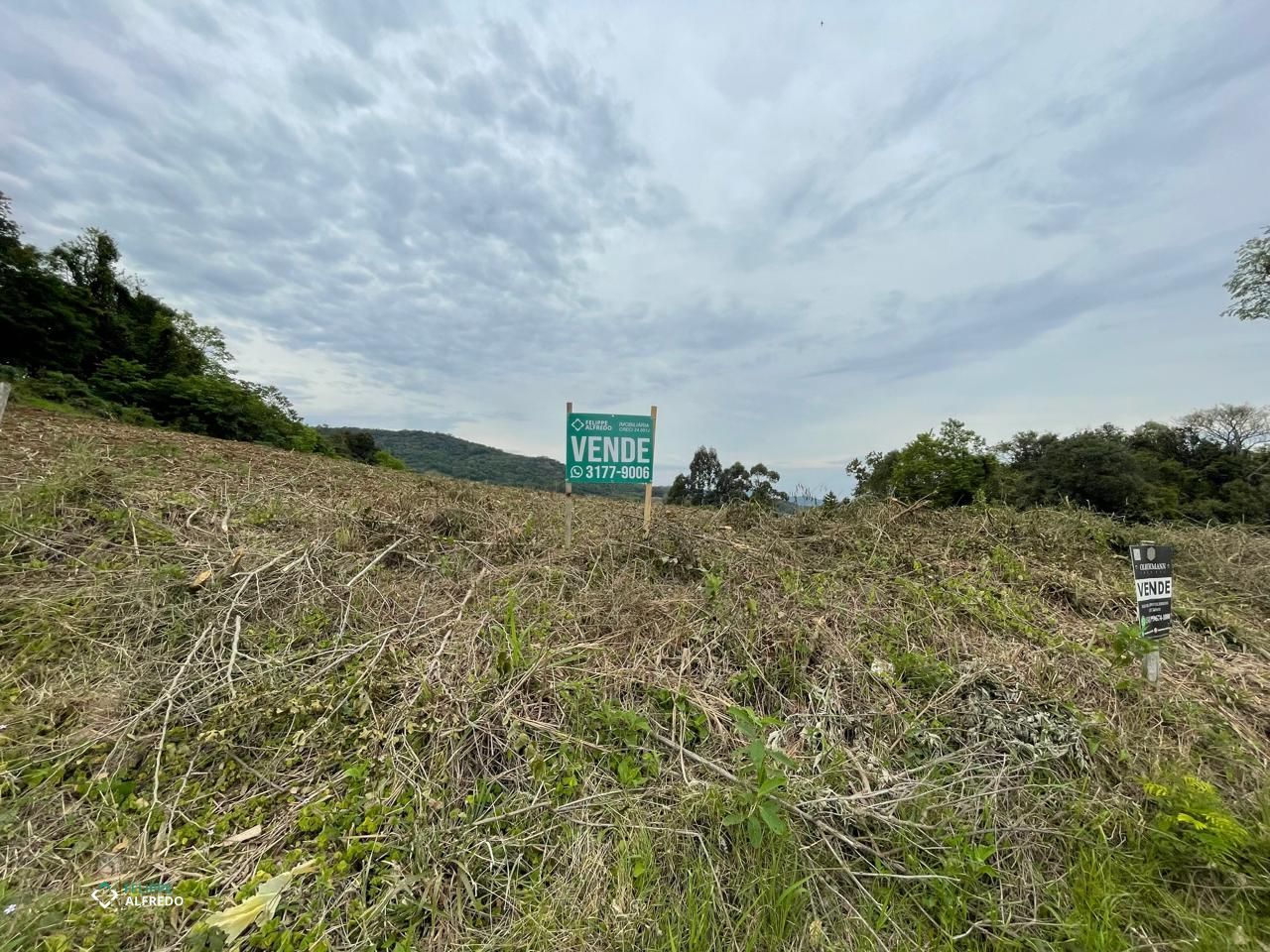 Terreno à venda no Vale Direito, Dois Irmãos