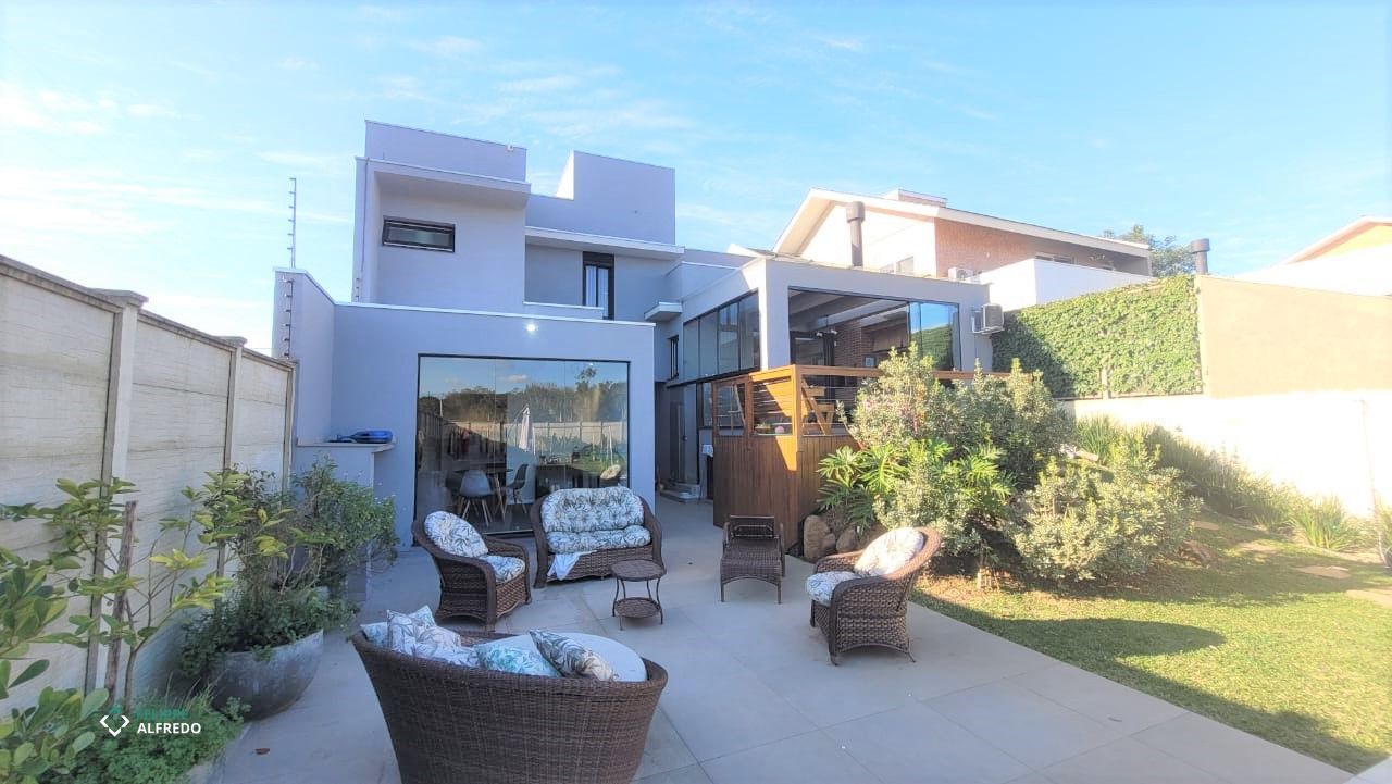 Casa à venda no União, Dois Irmãos