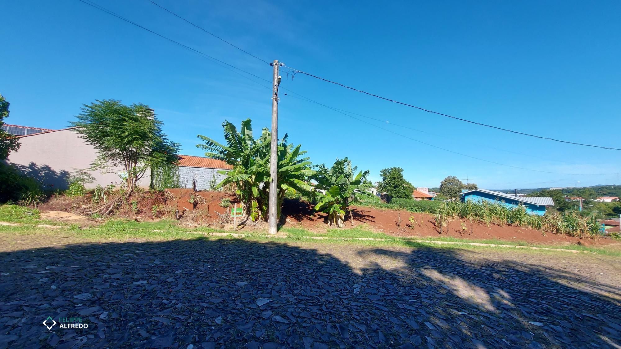 Terreno à venda no Primavera, Dois Irmãos
