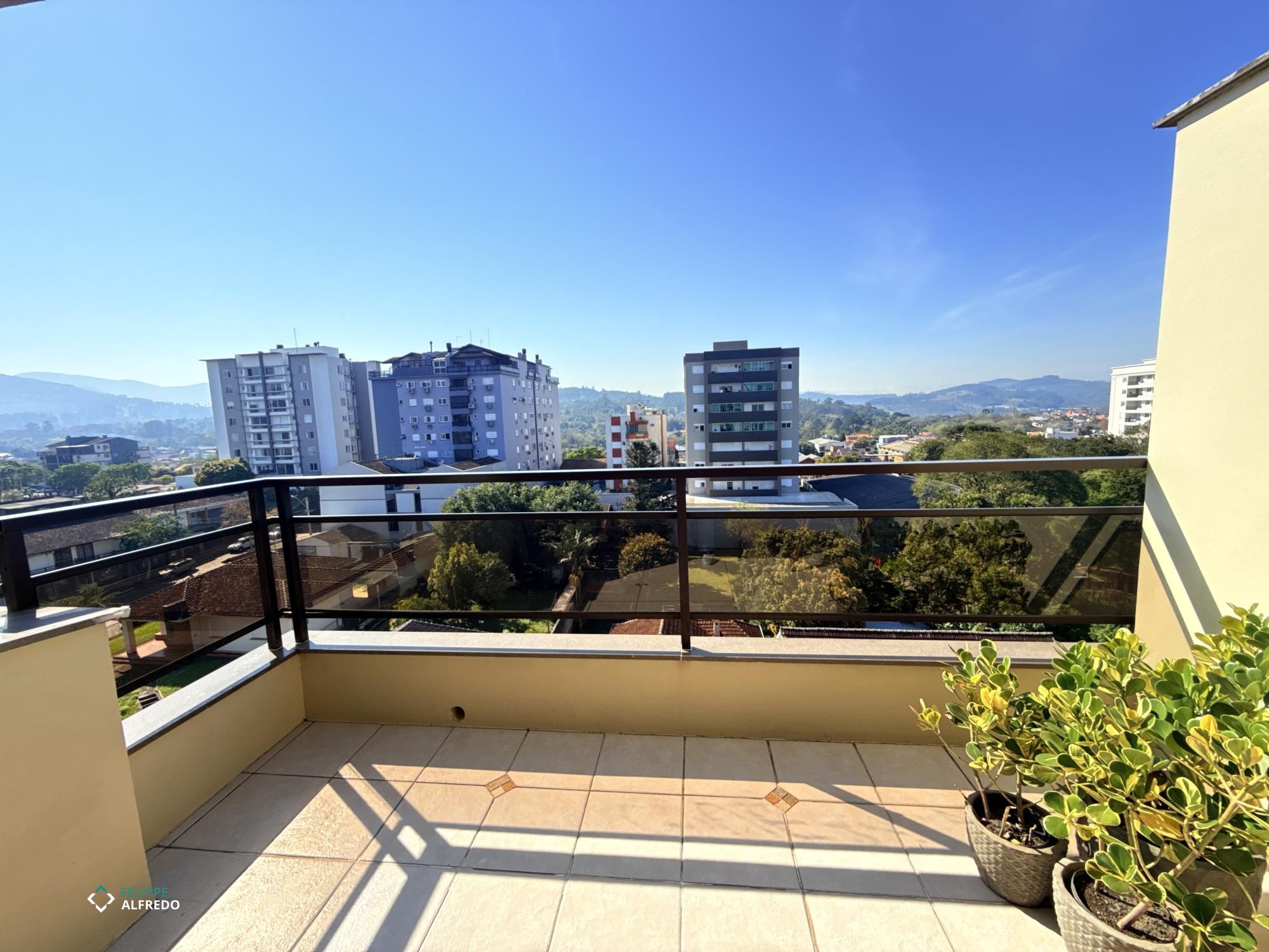 Apartamento à venda no Centro, Dois Irmãos/RS · 3 dorm.