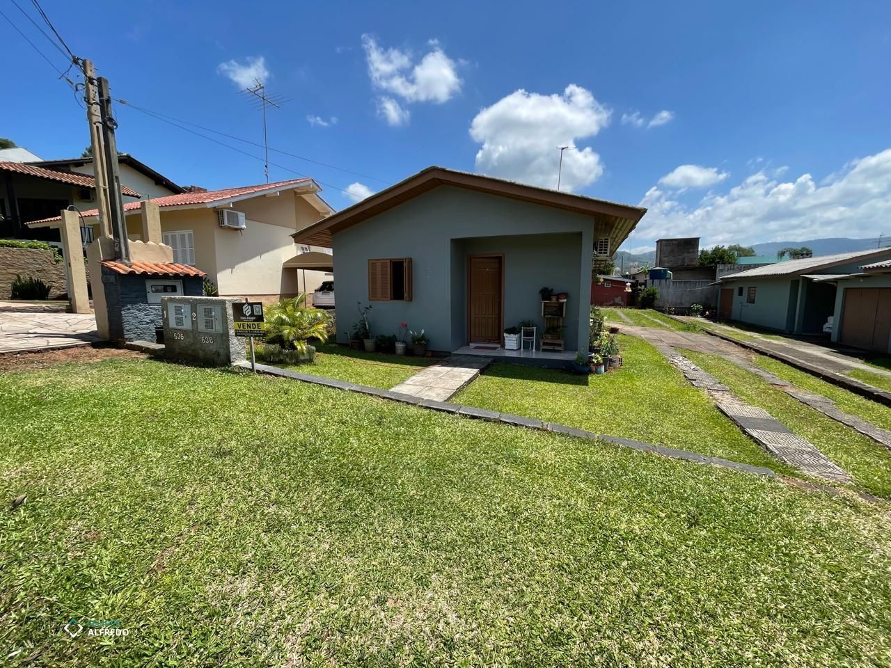 Casa à venda no Moinho Velho, Dois Irmãos