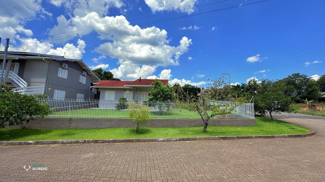 Casa à venda no Floresta, Dois Irmãos