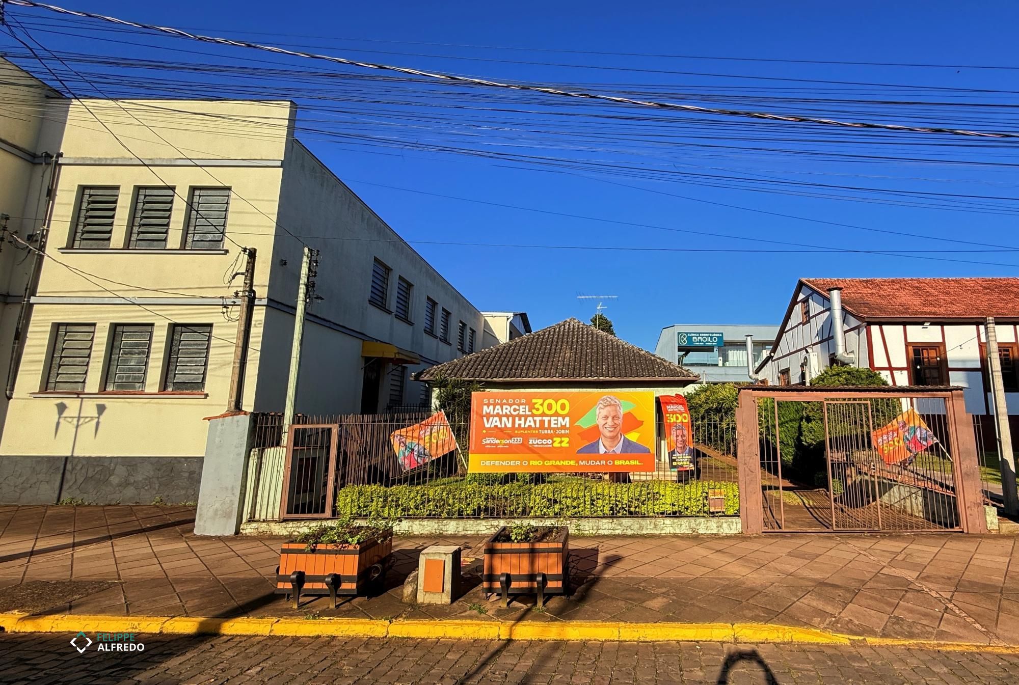 Terreno à venda no Centro, Dois Irmãos/RS