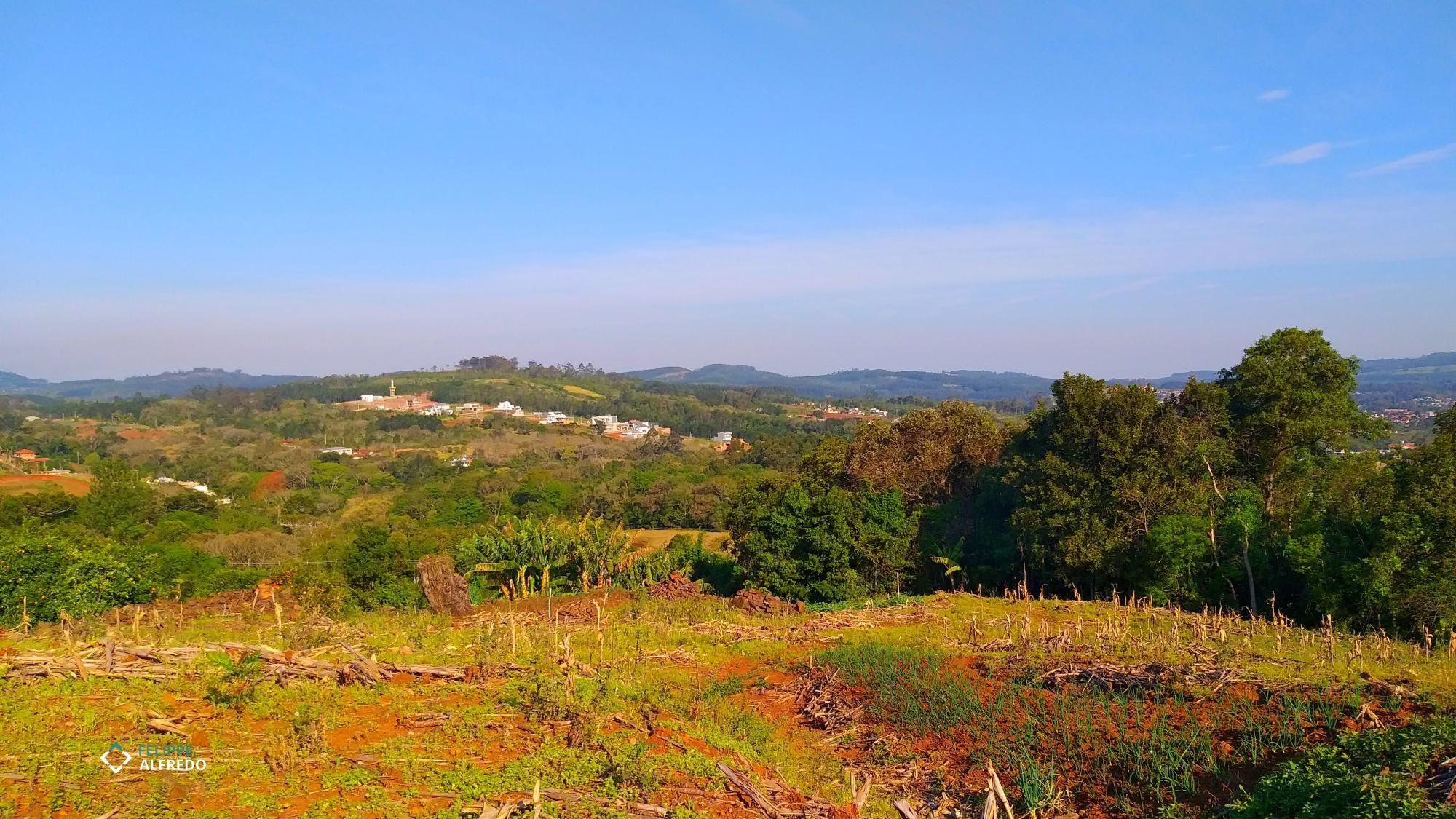 Terreno à venda no Vale Esquerdo, Dois Irmãos