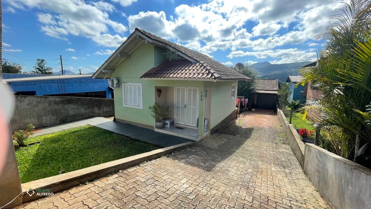 Casa à venda no Moinho Velho, Dois Irmãos