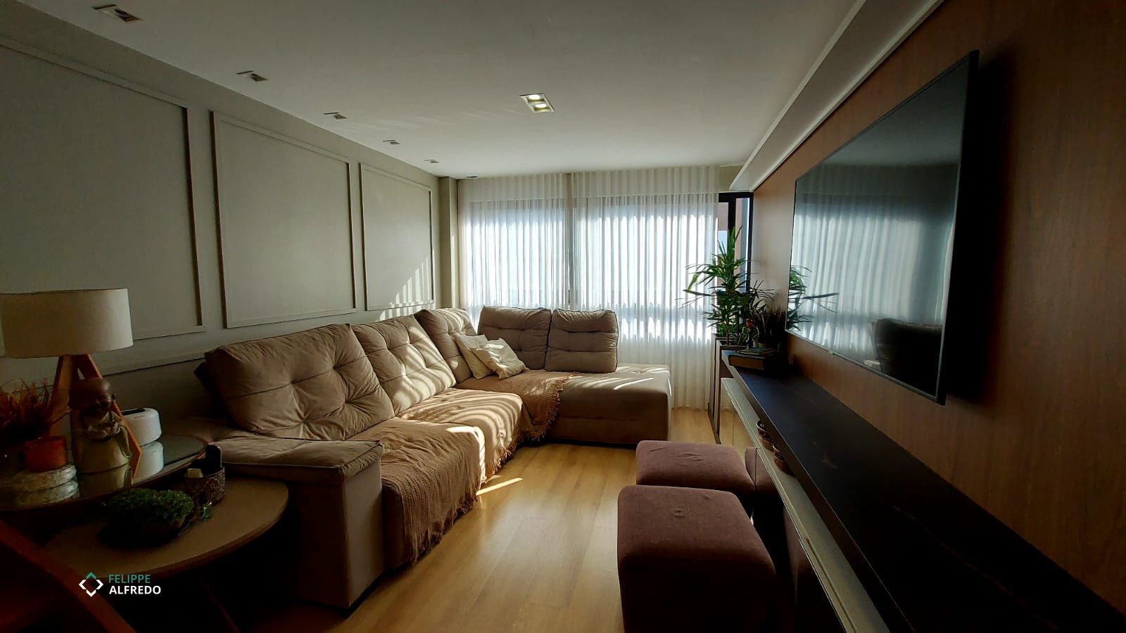 Apartamento para alugar no Centro, Dois Irmãos/RS · 3 dorm. · 160 m²