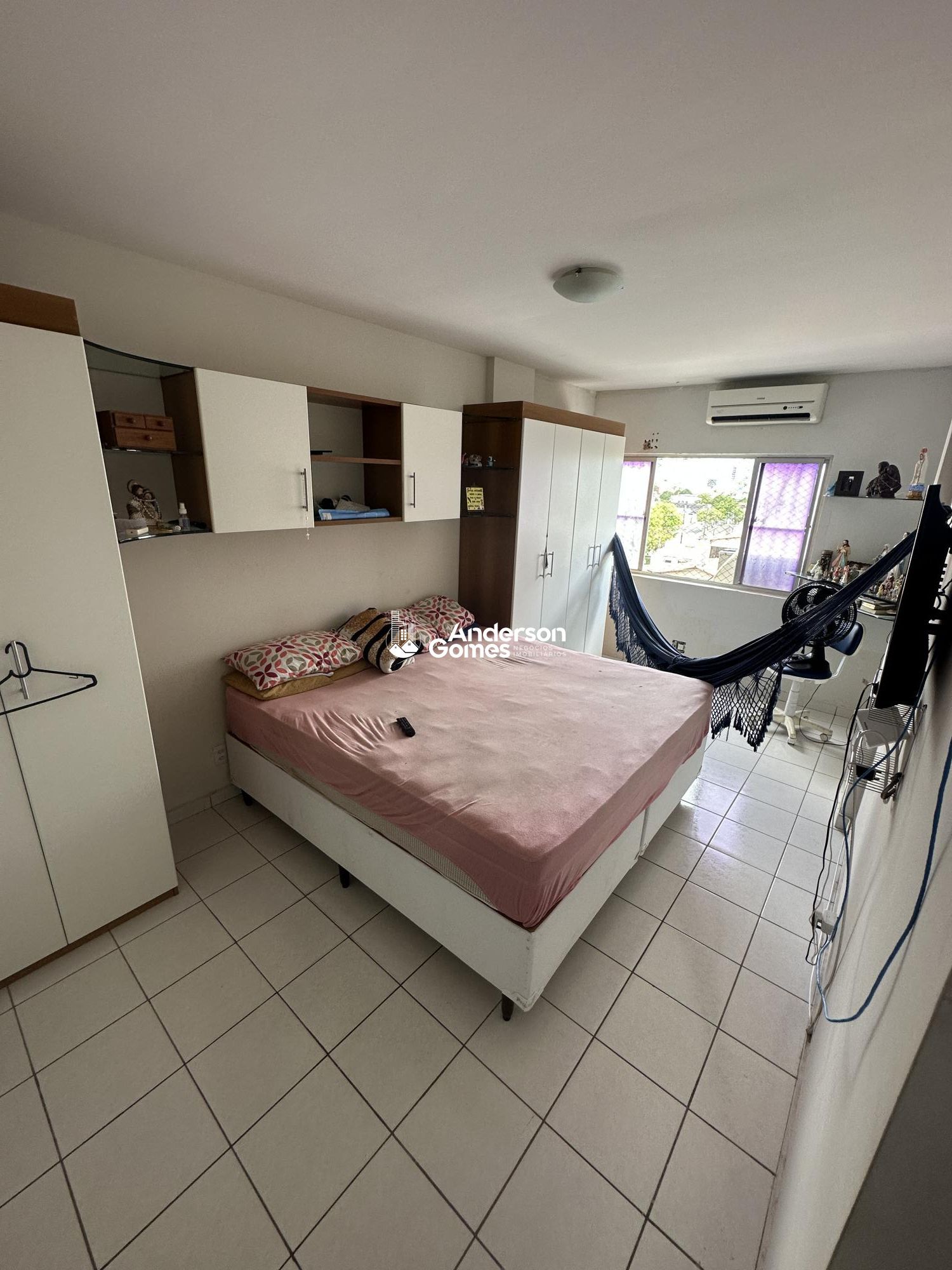 Apartamento à venda com 3 quartos, 136m² - Foto 4