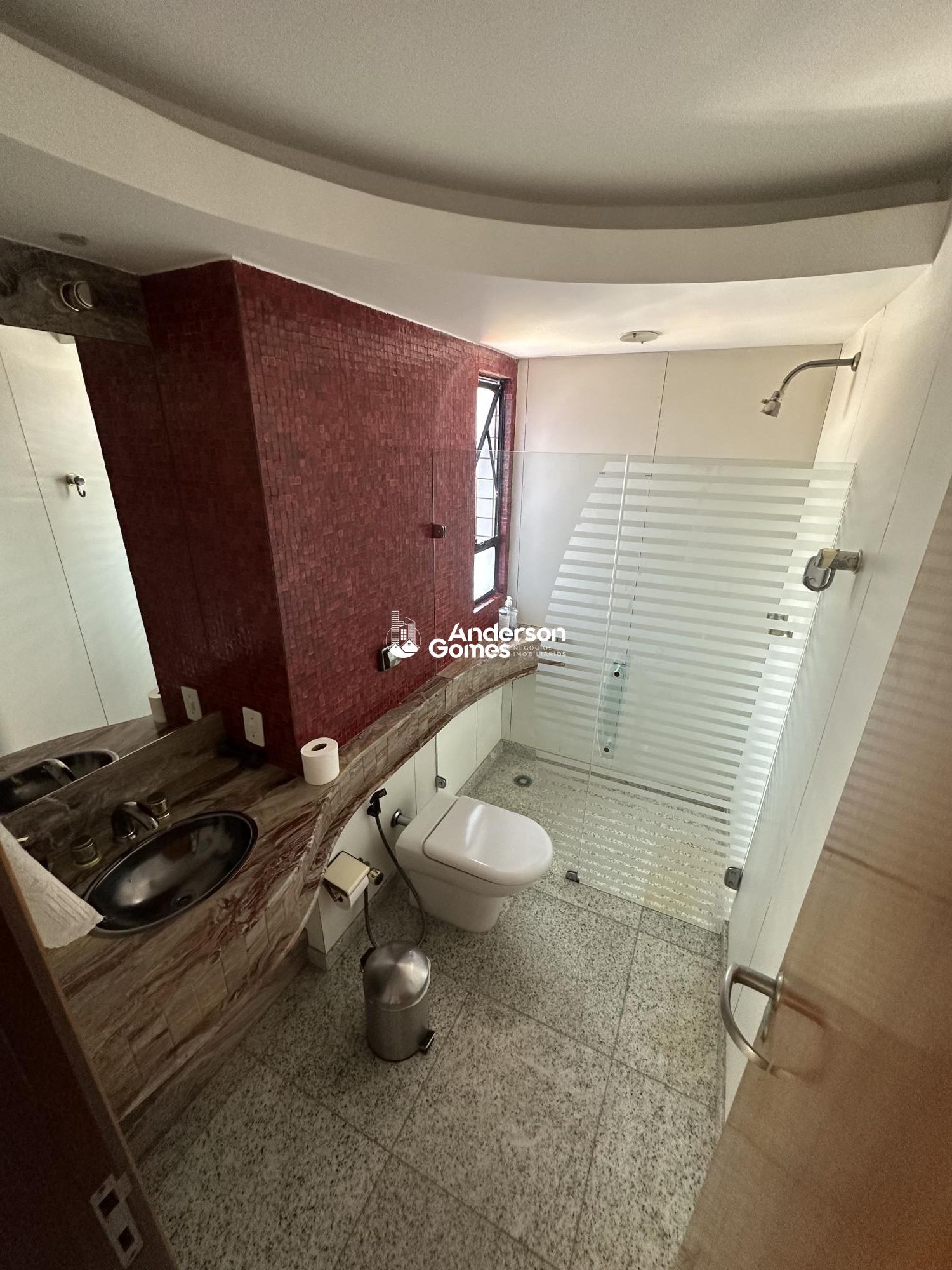 Apartamento à venda com 4 quartos, 243m² - Foto 16