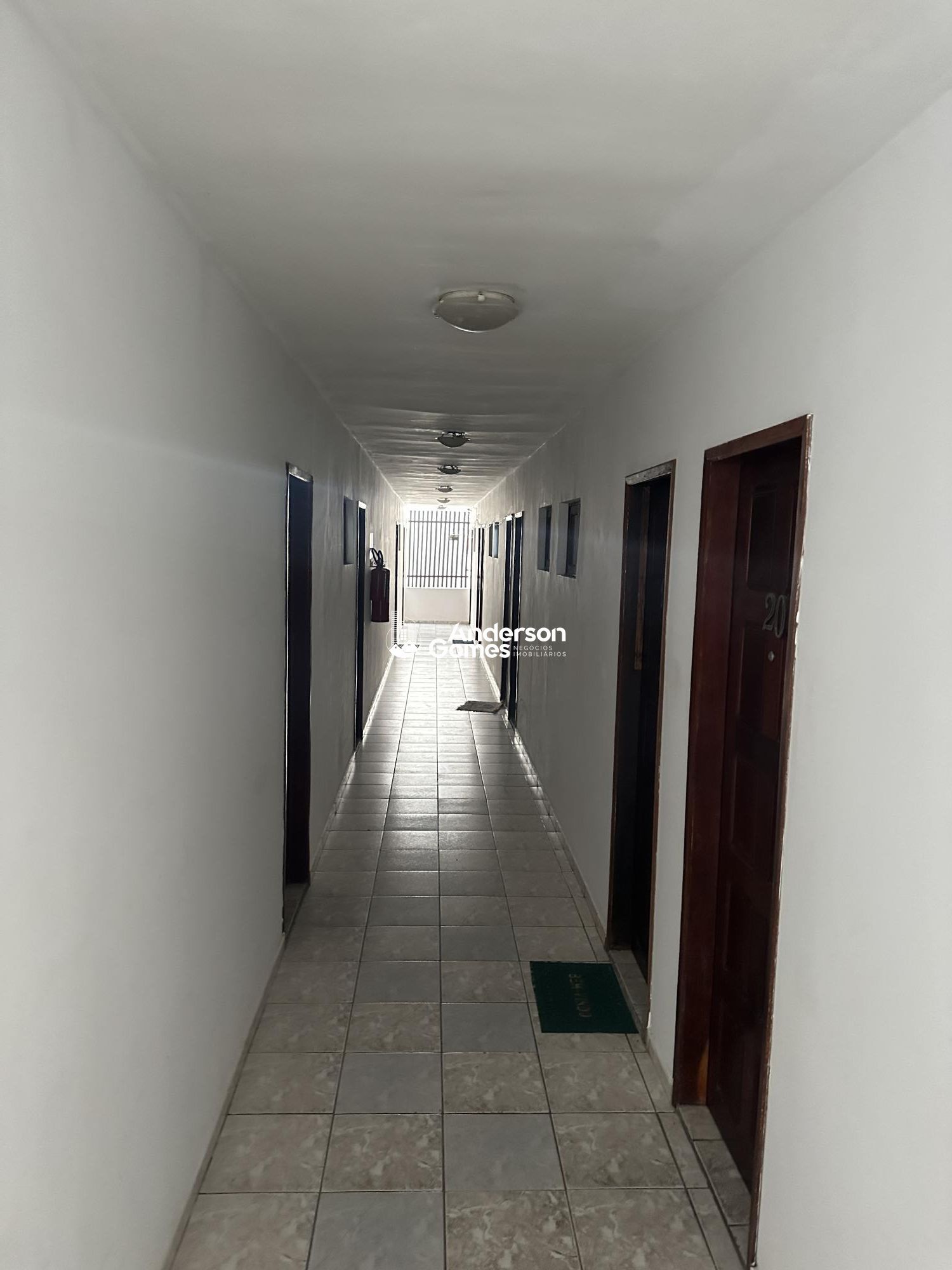 Casa Comercial à venda com 33 quartos, 1100m² - Foto 9