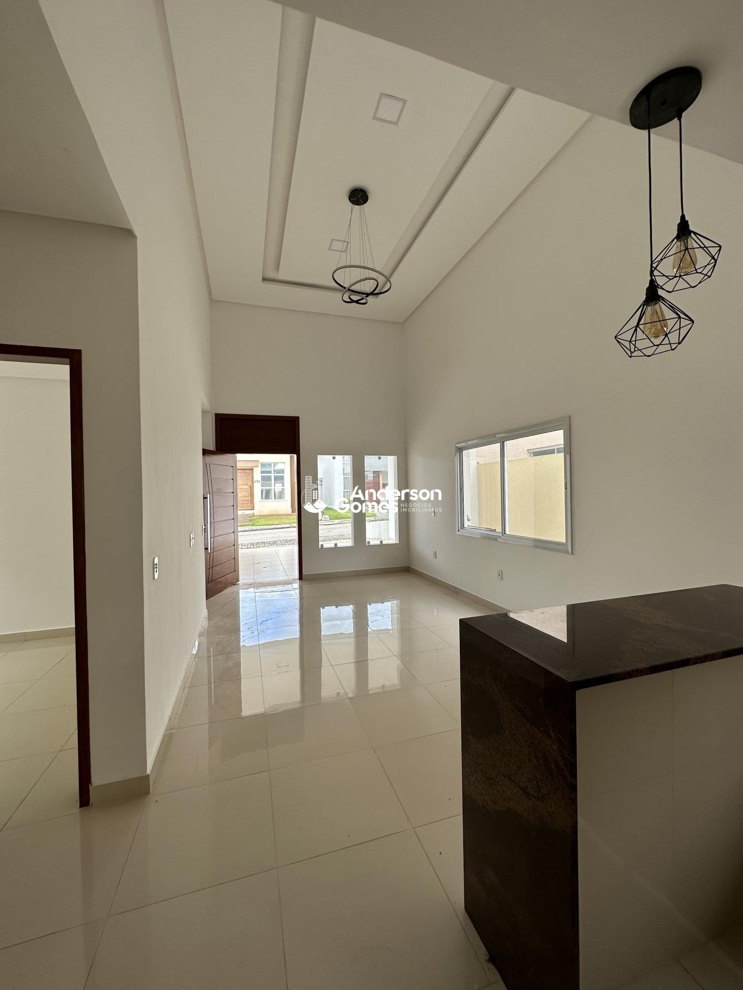 Casa à venda com 3 quartos, 114m² - Foto 4