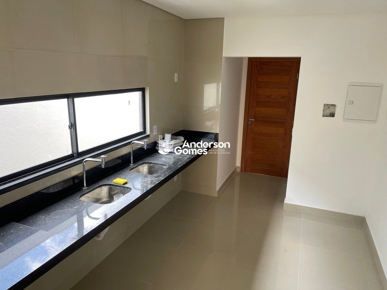 Casa à venda com 3 quartos, 160m² - Foto 5