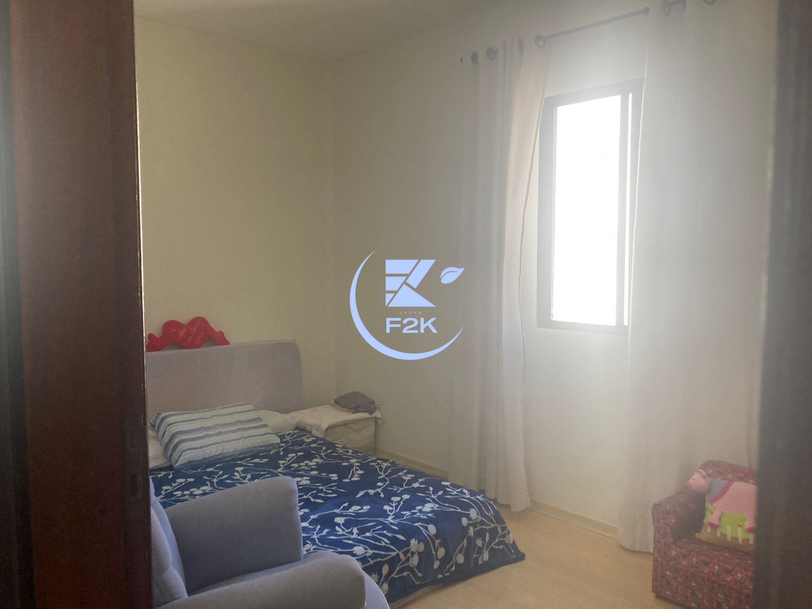 Apartamento à venda com 2 quartos, 60m² - Foto 4