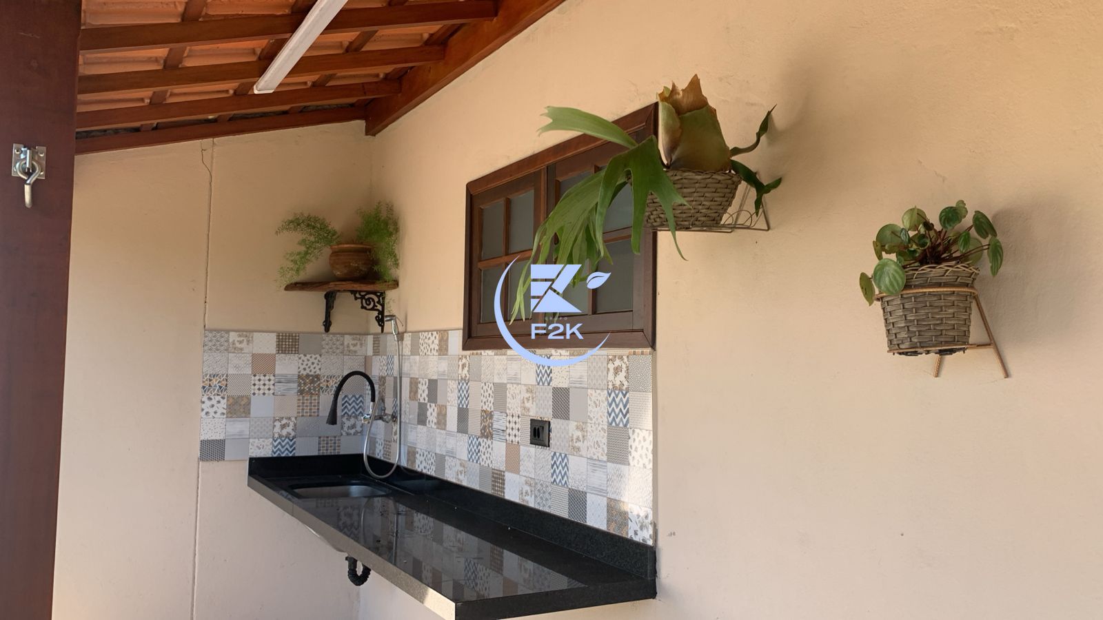 Chácara à venda com 4 quartos, 250m² - Foto 7
