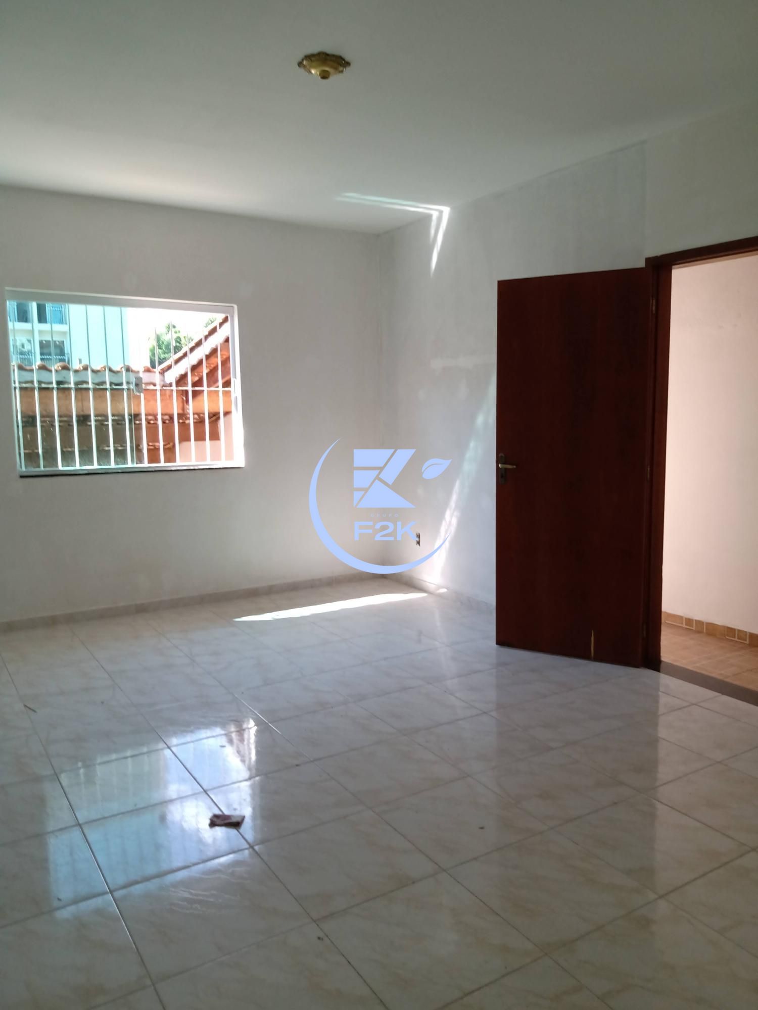 Casa à venda com 3 quartos, 110m² - Foto 10