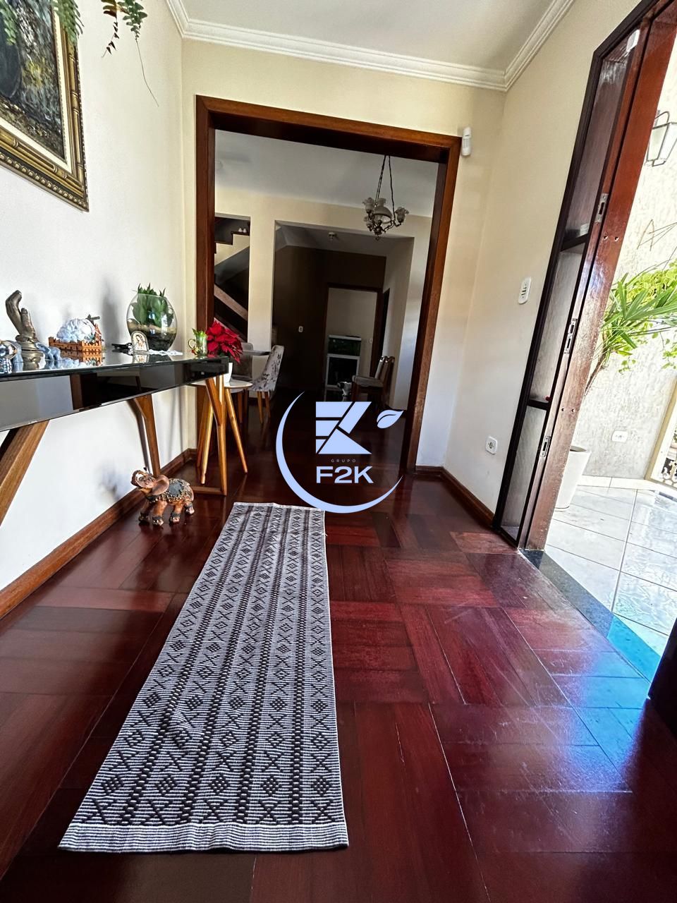 Sobrado, 4 quartos, 268 m² - Foto 1