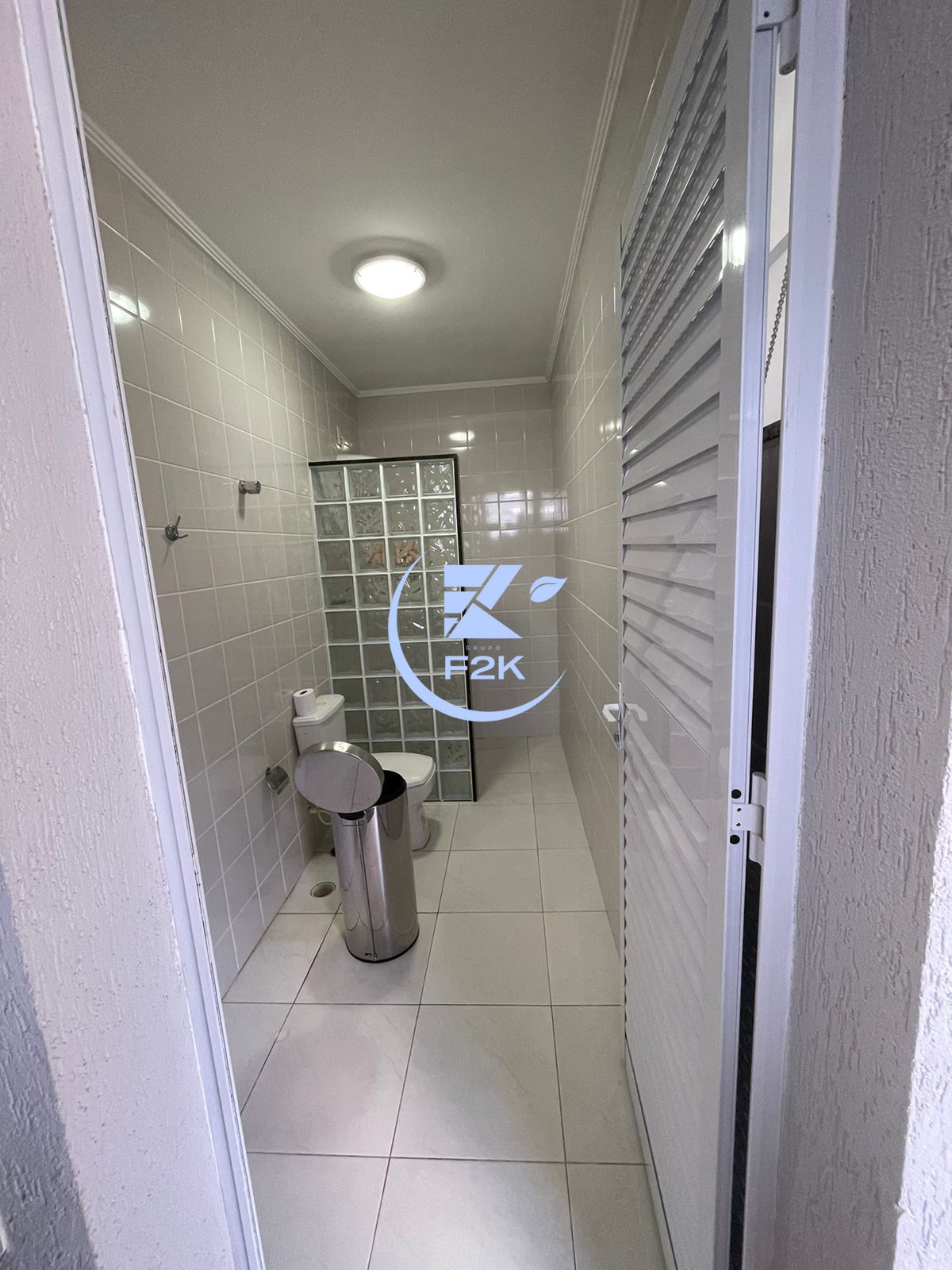 Casa de Condomínio à venda com 4 quartos, 360m² - Foto 47