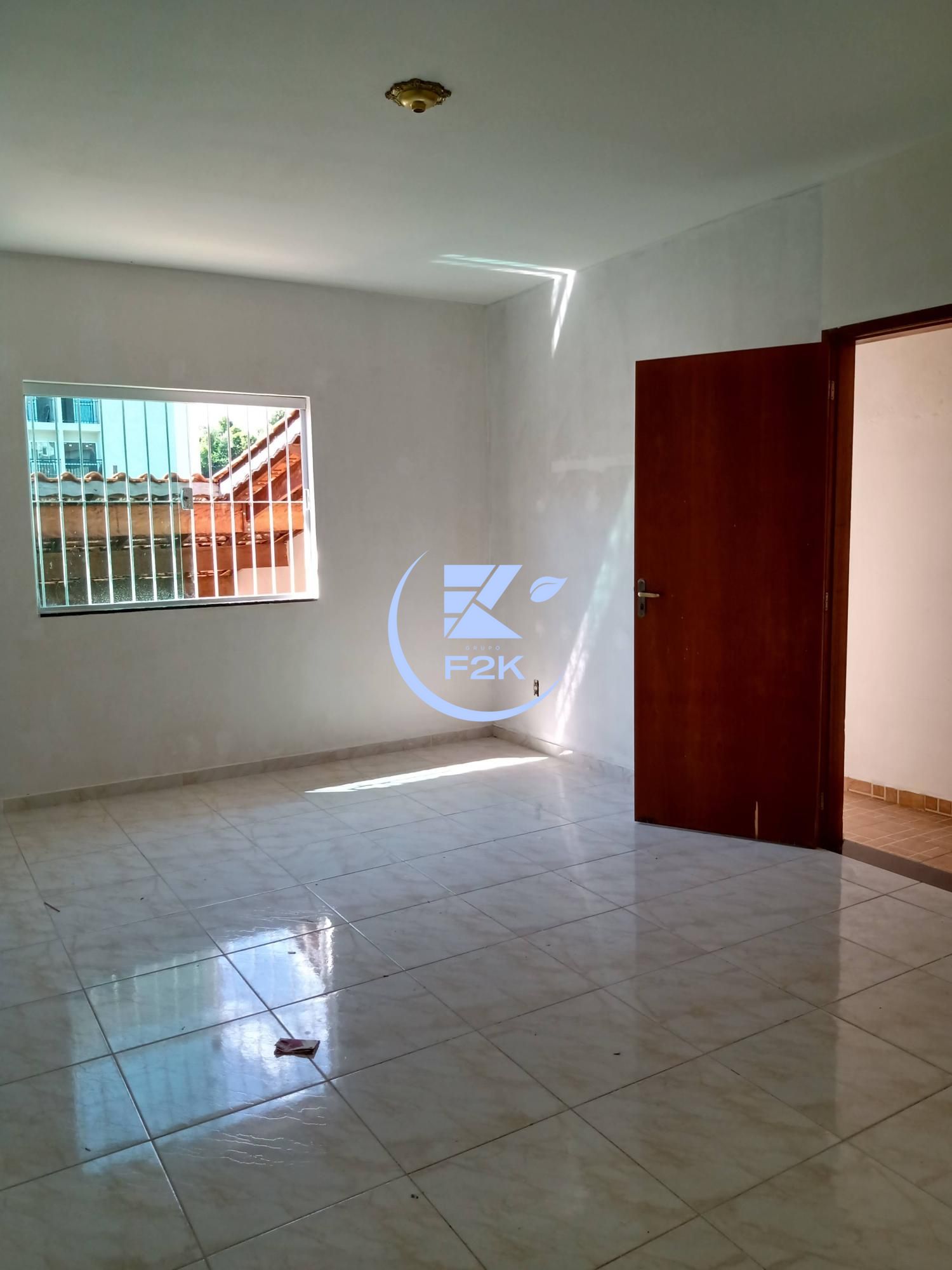 Casa à venda com 3 quartos, 110m² - Foto 9