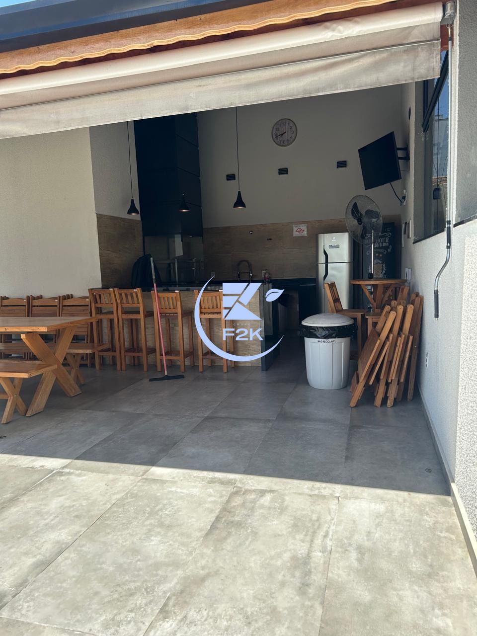 Apartamento à venda com 3 quartos, 91m² - Foto 3