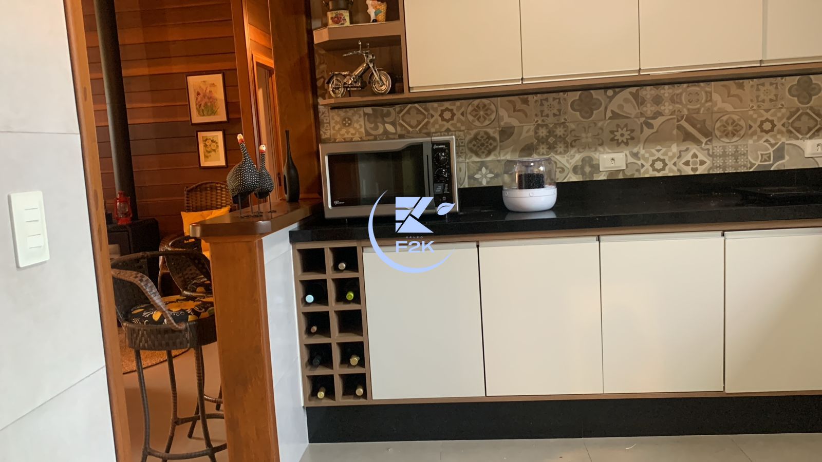 Chácara à venda com 4 quartos, 250m² - Foto 35