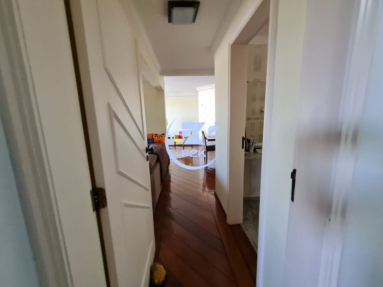 Apartamento à venda com 3 quartos, 124m² - Foto 12