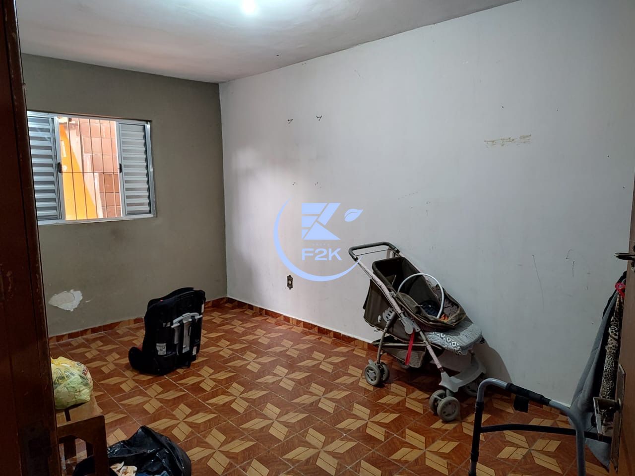 Casa à venda com 2 quartos, 61m² - Foto 4