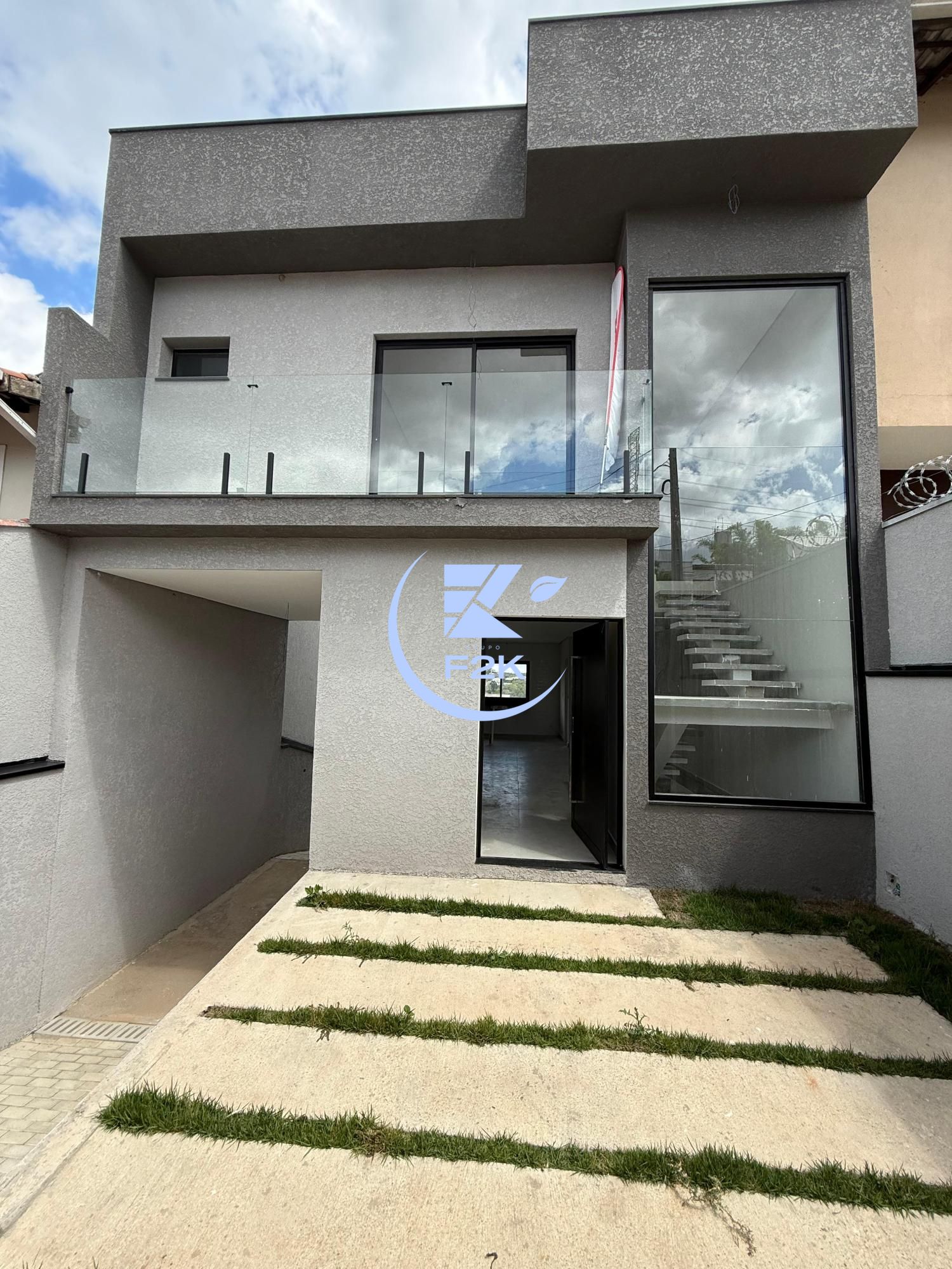 Sobrado, 3 quartos, 143 m² - Foto 1