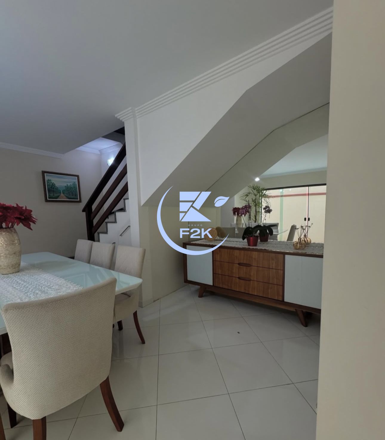 Sobrado, 4 quartos, 303 m² - Foto 4
