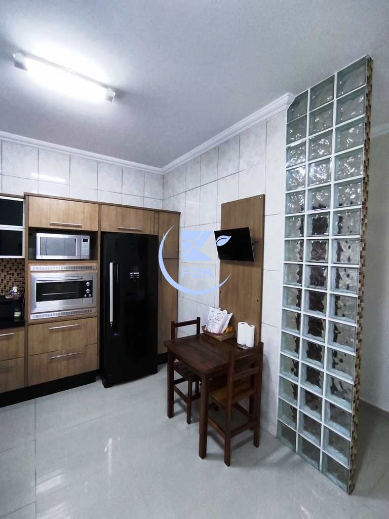 Sobrado à venda com 3 quartos, 210m² - Foto 12