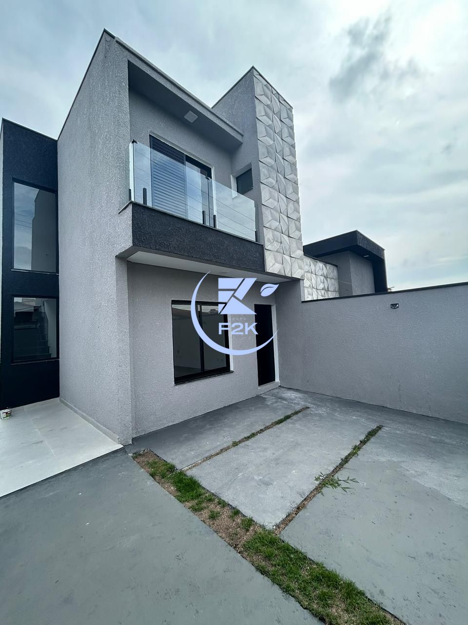 Sobrado à venda com 3 quartos, 112m² - Foto 1