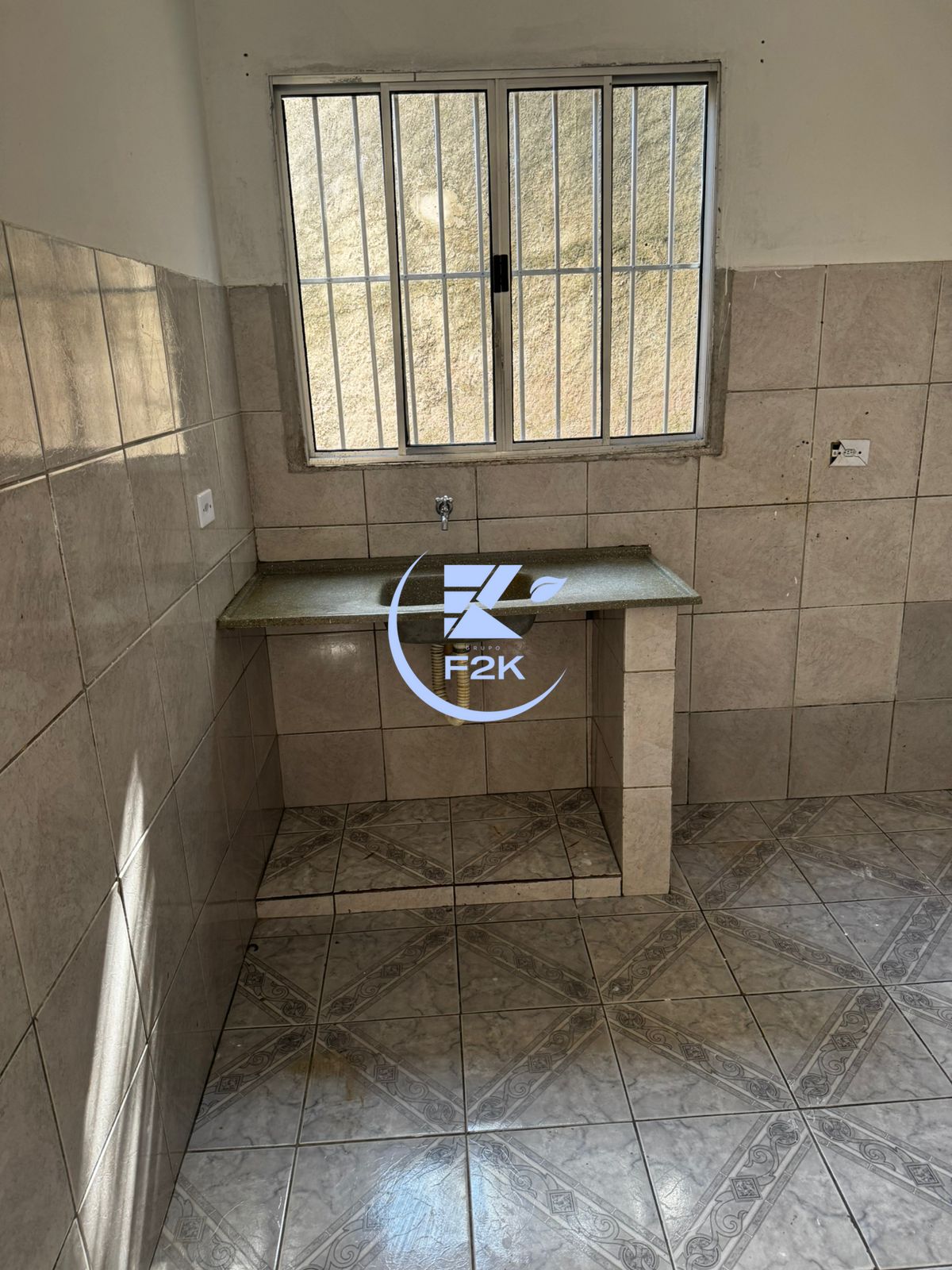 Casa, 6 quartos, 250 m² - Foto 2