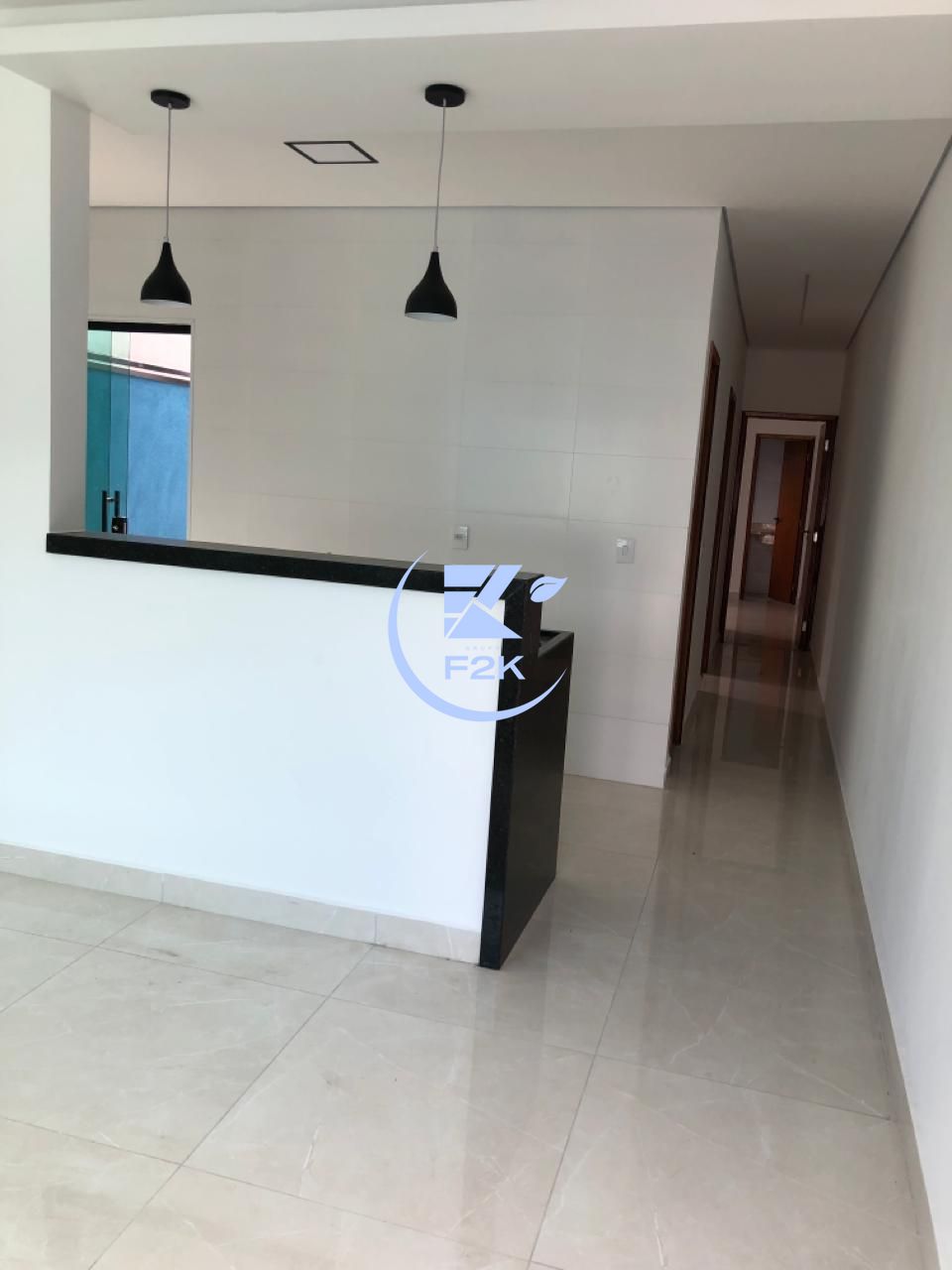 Casa à venda com 2 quartos, 62m² - Foto 4