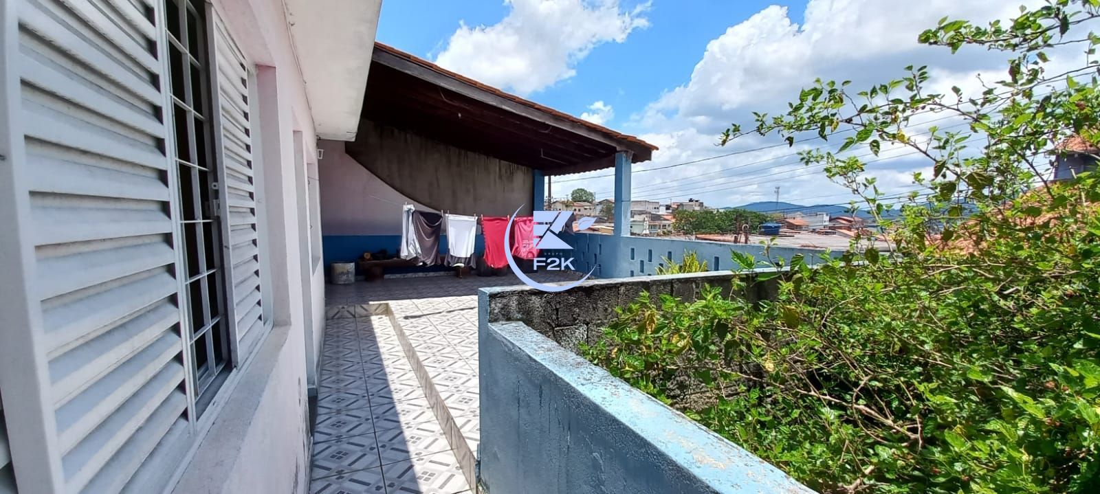 Casa à venda com 3 quartos, 97m² - Foto 2