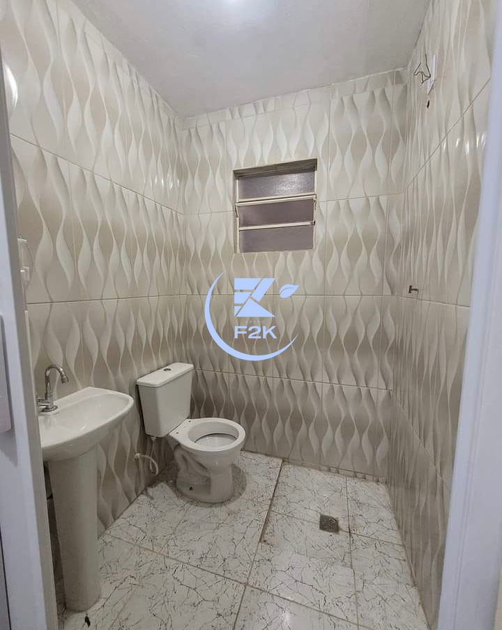 Casa à venda com 2 quartos, 64m² - Foto 5