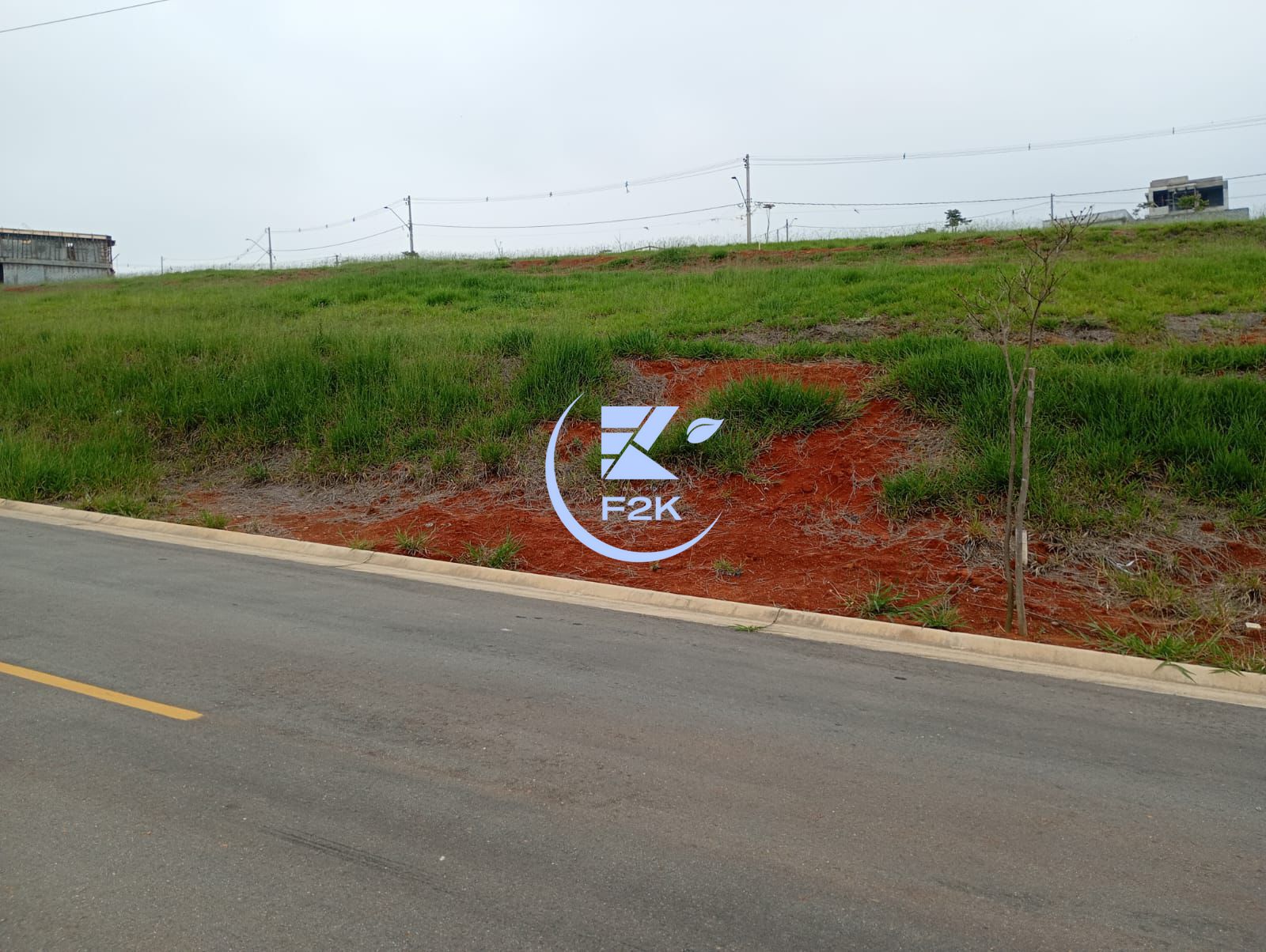 Terreno, 301 m² - Foto 2