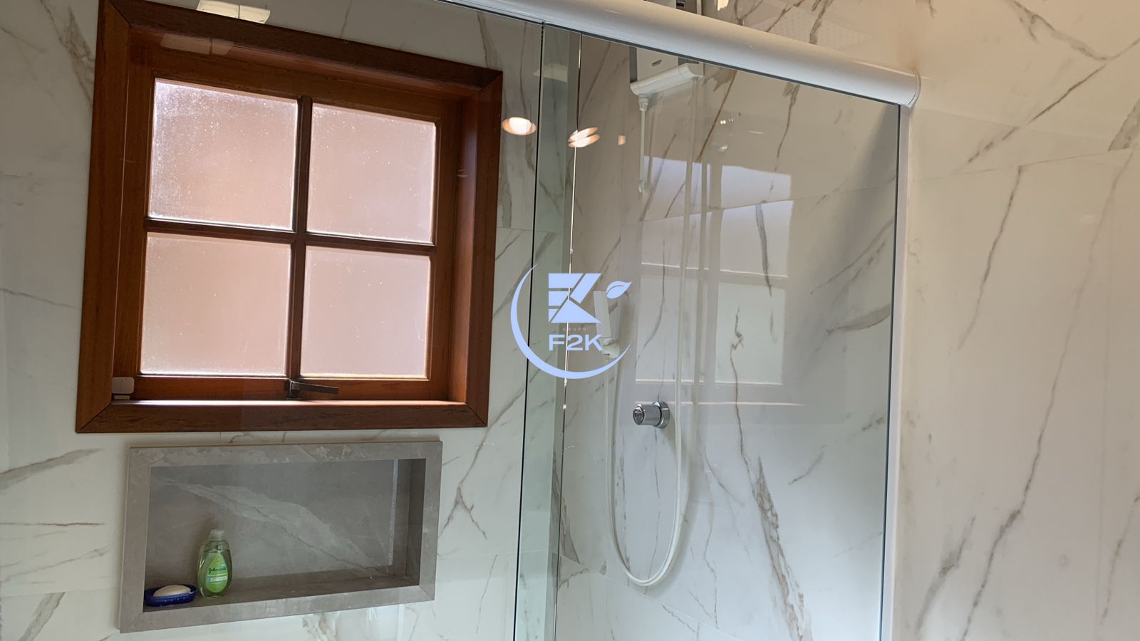 Chácara à venda com 4 quartos, 250m² - Foto 68