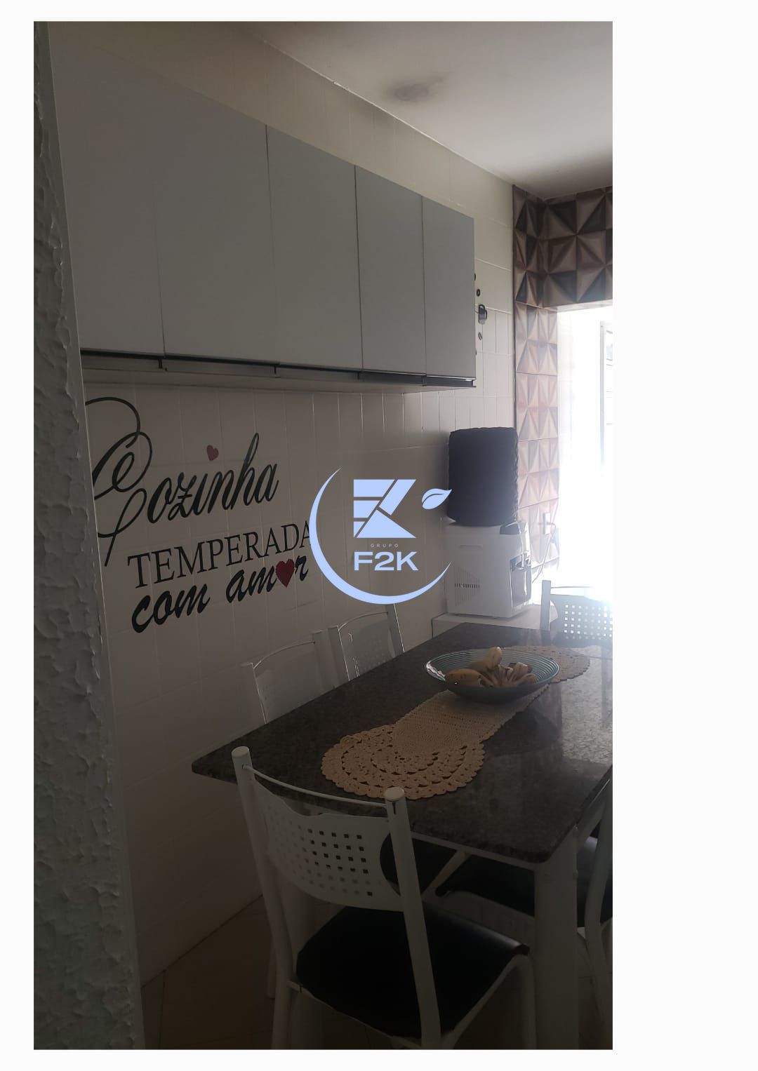 Casa à venda com 2 quartos, 90m² - Foto 1