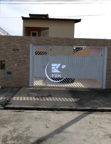 Sobrado à venda com 3 quartos, 100m² - Foto 1