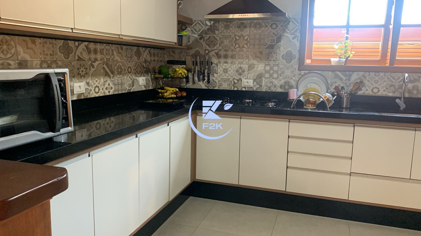Chácara à venda com 4 quartos, 250m² - Foto 16